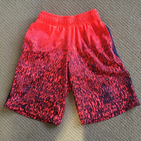 Champion Other - EUC Boys CHAMPION basketball shorts size medium